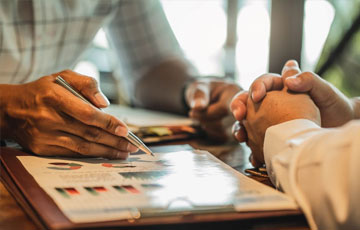 Employees need support to make the most of their redundancy pay.
